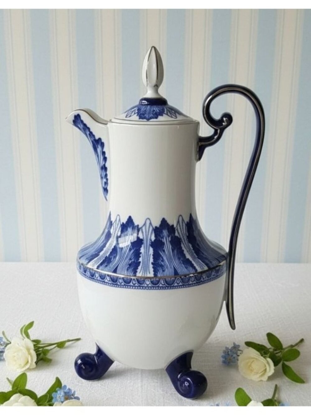 Grace by Bombay Elegant Large Blue Leaf & White Porcelain Coffee/ Teapot w/legs